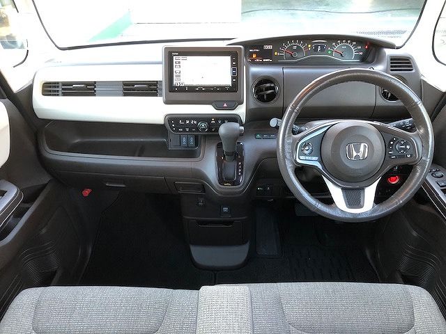 Honda N BOX 2021-02 187834-1