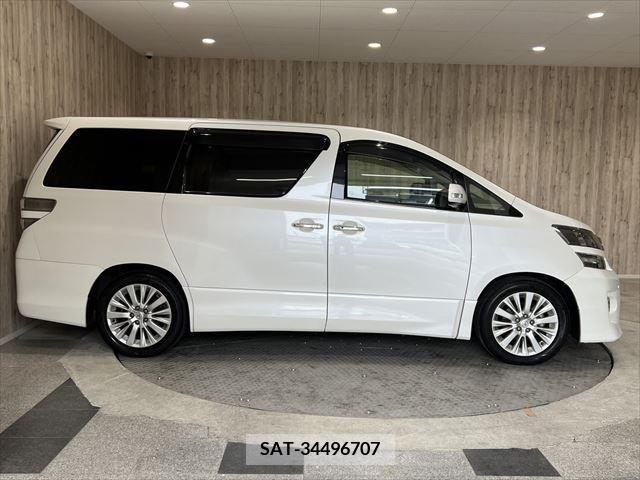 Toyota VELLFIRE 2013-10 287968-3