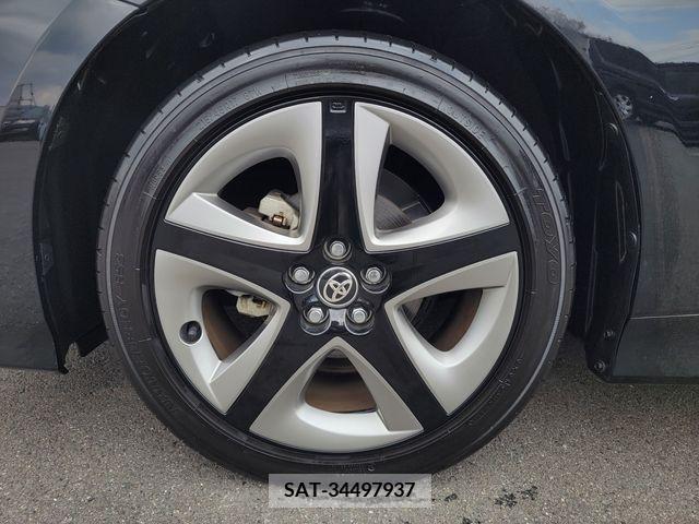 Toyota PRIUS 2019-04 219165-7