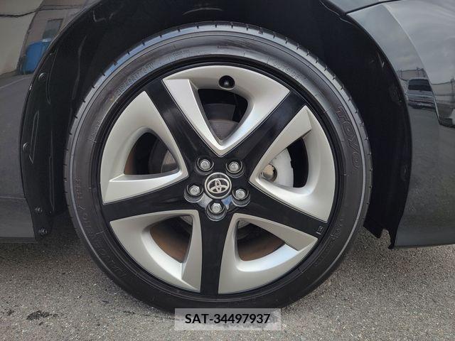 Toyota PRIUS 2019-04 219165-5