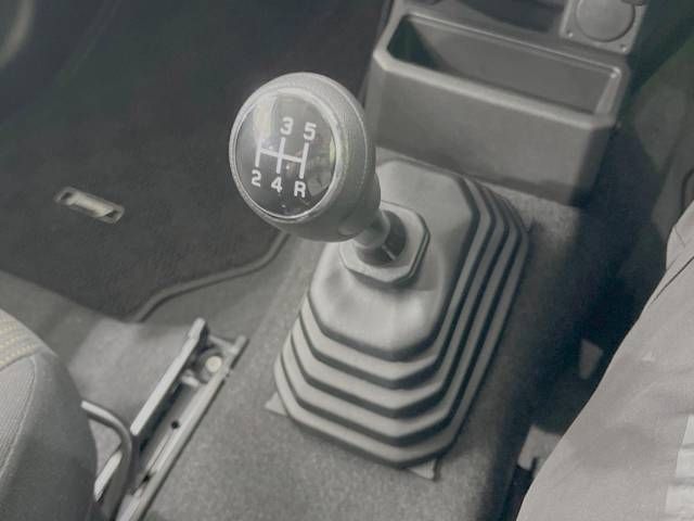 Suzuki JIMNY 2022-05 7739-3