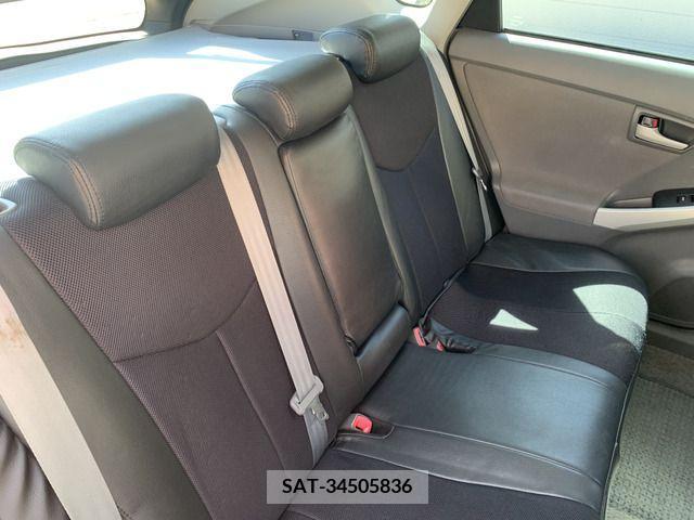 Toyota PRIUS 2010-11 377924-11