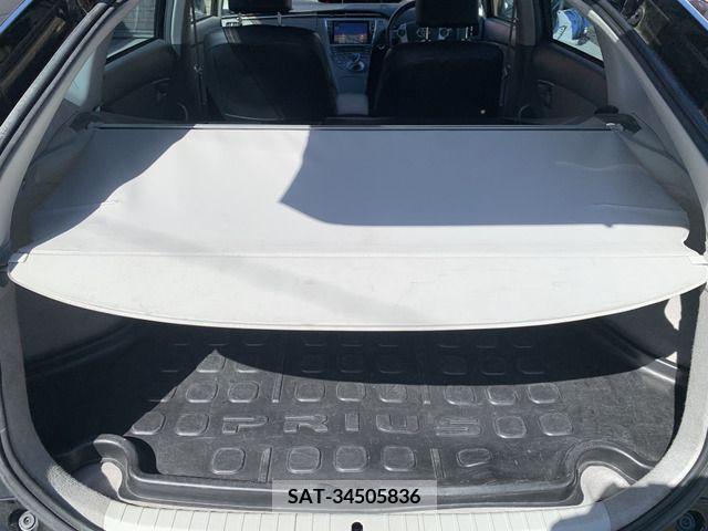 Toyota PRIUS 2010-11 377924-8
