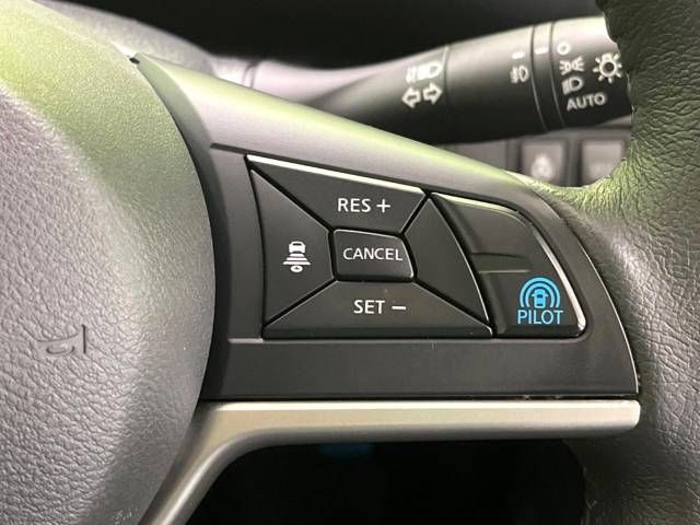 Nissan SERENA 2018-08 19184-5