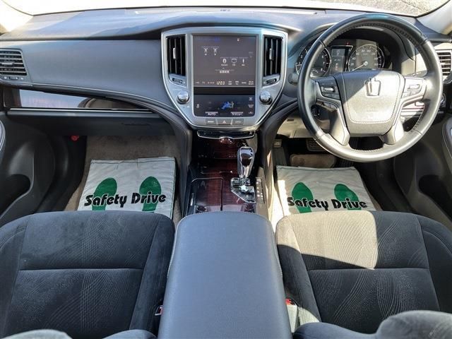 Toyota CROWN SEDAN 2015-11 20982-10