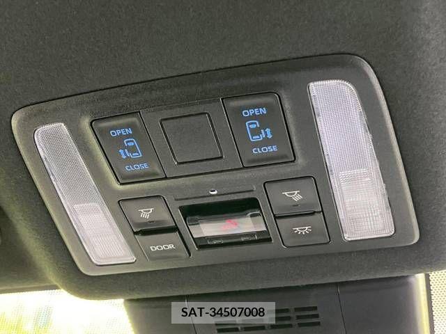 Toyota NOAH 2023-06 238733-4