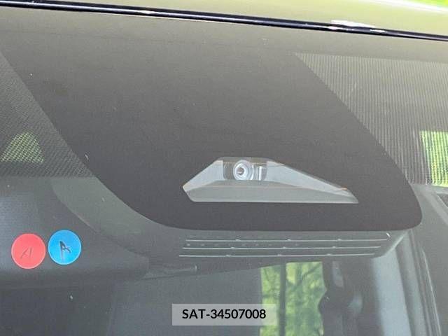 Toyota NOAH 2023-06 238733-3