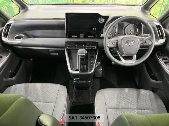 Toyota NOAH 2023-06 238733-1