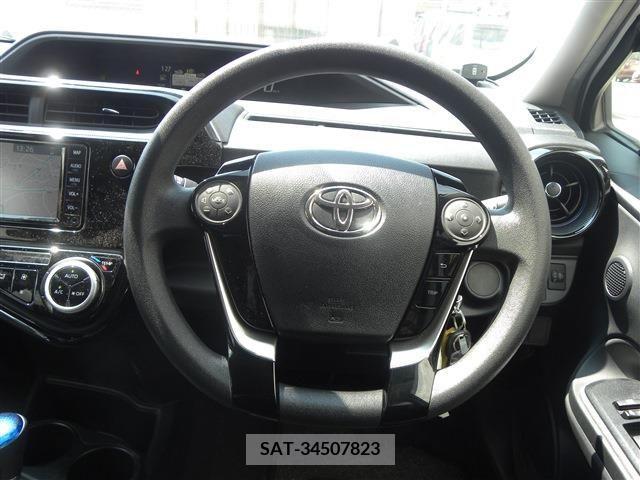 Toyota AQUA 2019-07 356329-18