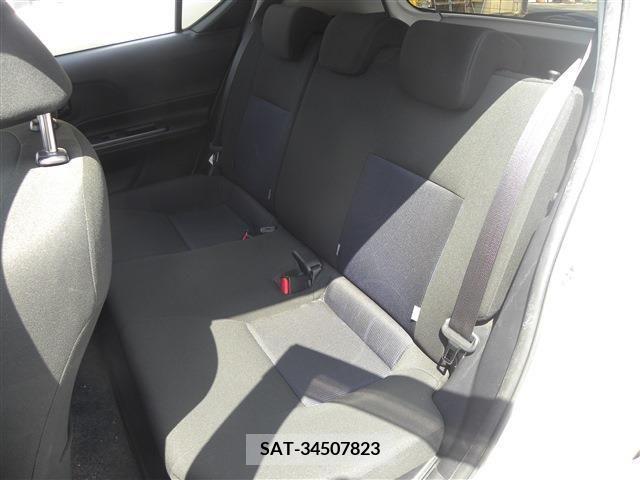Toyota AQUA 2019-07 356329-13
