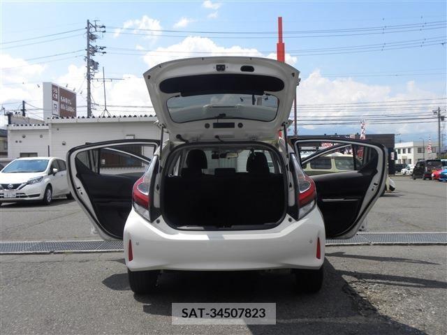 Toyota AQUA 2019-07 356329-16