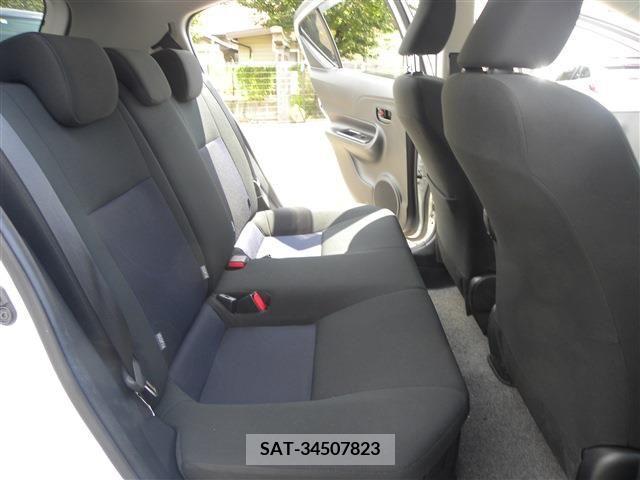 Toyota AQUA 2019-07 356329-14