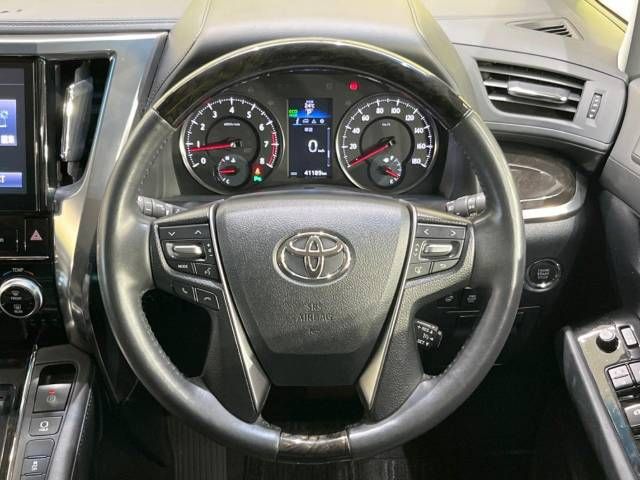 Toyota VELLFIRE 2015-09 182733-12