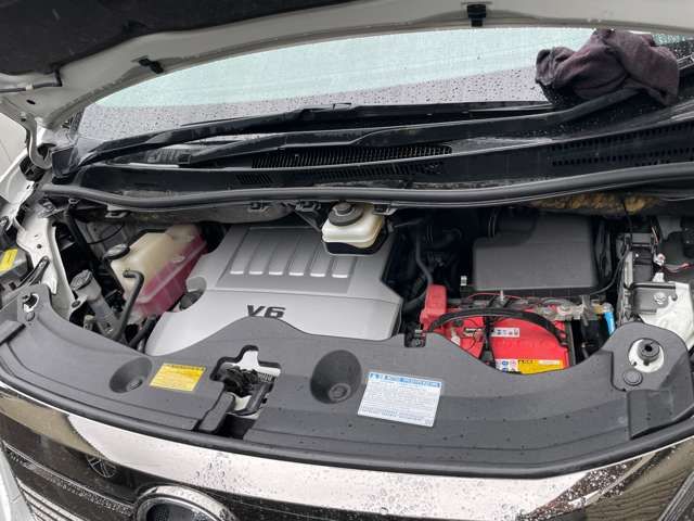 Toyota VELLFIRE 2013-02 12826-13
