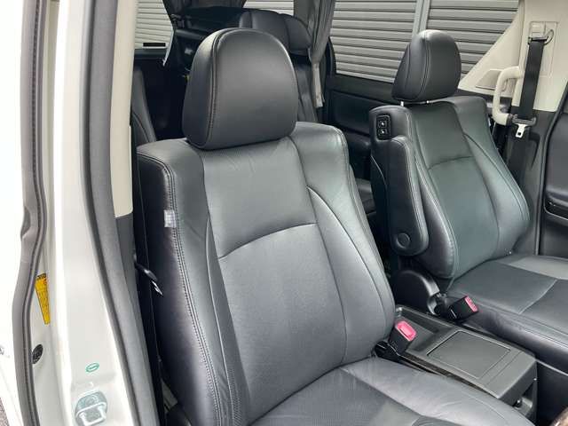 Toyota VELLFIRE 2013-02 12826-18