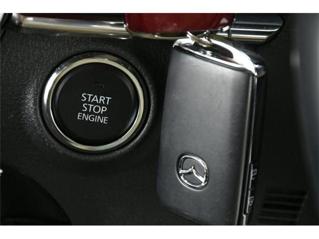 Mazda MAZDA3 2019-06 16749-17
