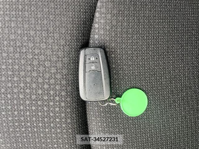 Toyota PRIUS 2019-03 229360-9