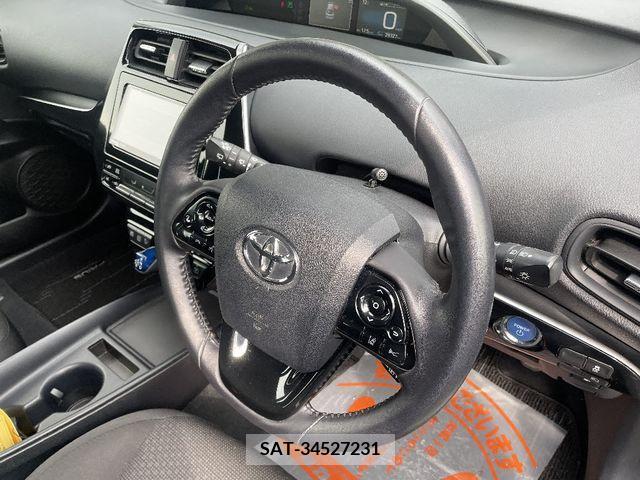 Toyota PRIUS 2019-03 229360-8