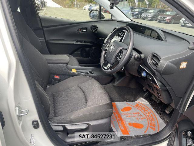 Toyota PRIUS 2019-03 229360-4