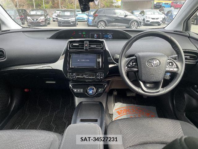 Toyota PRIUS 2019-03 229360-3
