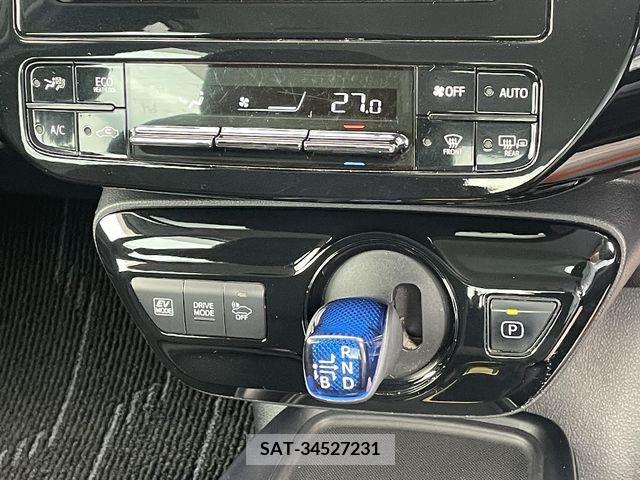 Toyota PRIUS 2019-03 229360-14