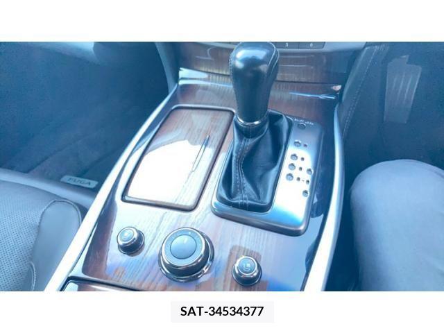 Nissan FUGA HYBRID 2013-08 391083-14