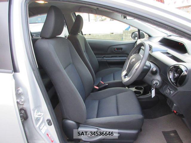 Toyota AQUA 2017-03 260316-9