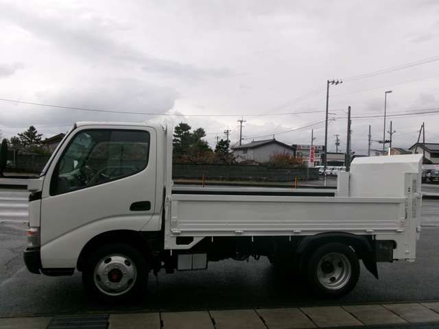 Hino DUTRO 2008-06 28715-7