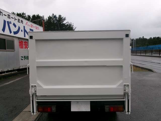 Hino DUTRO 2008-06 28715-5
