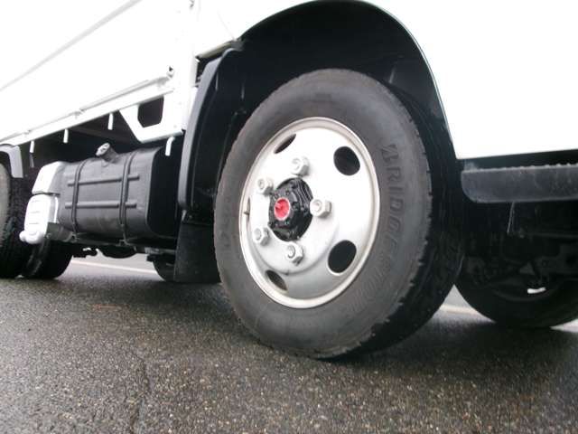Hino DUTRO 2008-06 28715-11