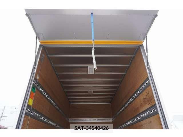 Isuzu ELF TRUCK 2017-10 211981-18