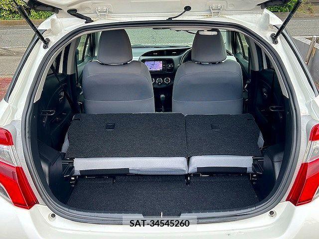 Toyota VITZ 2015-09 327702-21