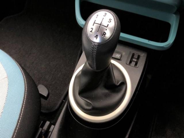Renault TWINGO 2018-08 181525-9