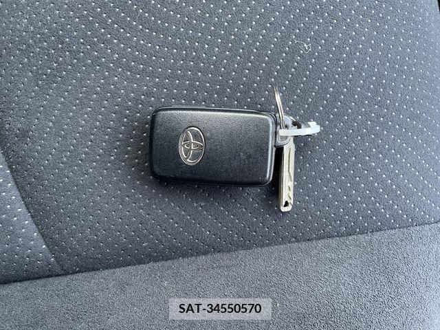 Toyota PRIUS ALPHA 2014-09 223179-8
