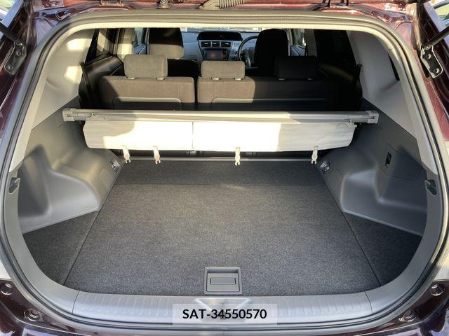 Toyota PRIUS ALPHA 2014-09 223179-6