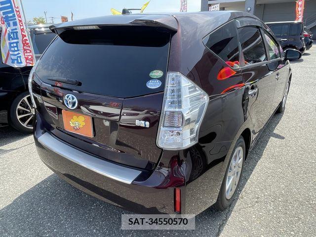 Toyota PRIUS ALPHA 2014-09 223179-1