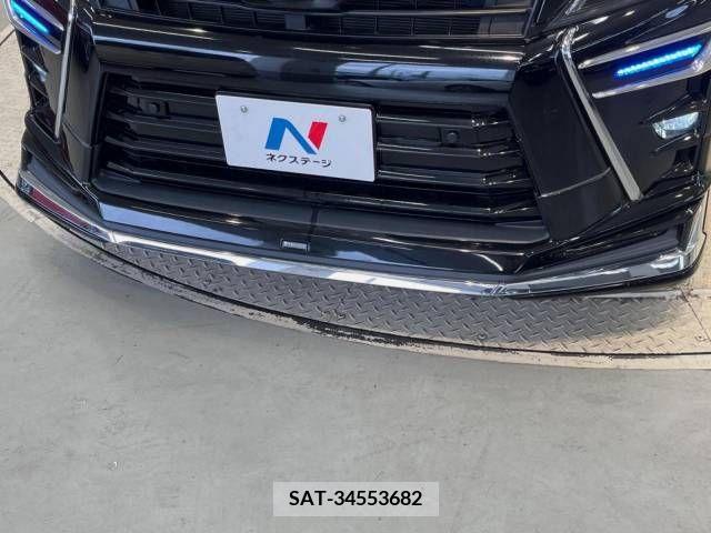 Toyota VOXY 2019-08 332621-4