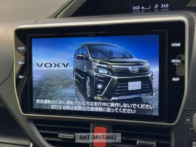 Toyota VOXY 2019-08 332621-2