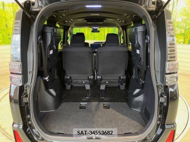 Toyota VOXY 2019-08 332621-10
