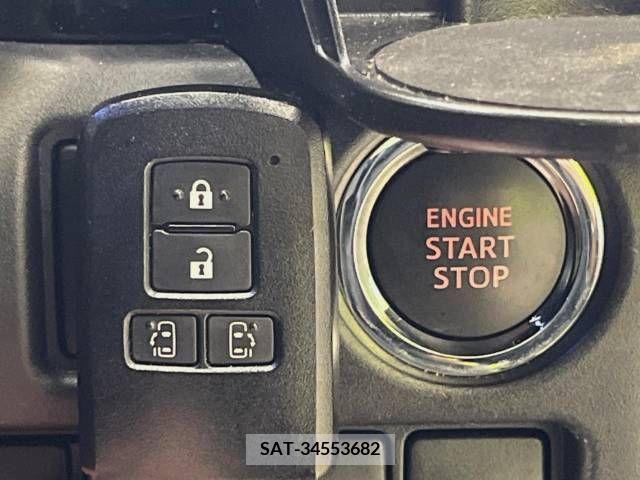 Toyota VOXY 2019-08 332621-6