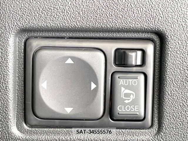 Nissan MARCH 2015-09 346794-7