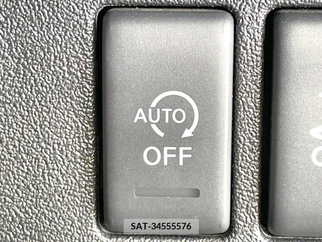 Nissan MARCH 2015-09 346794-6