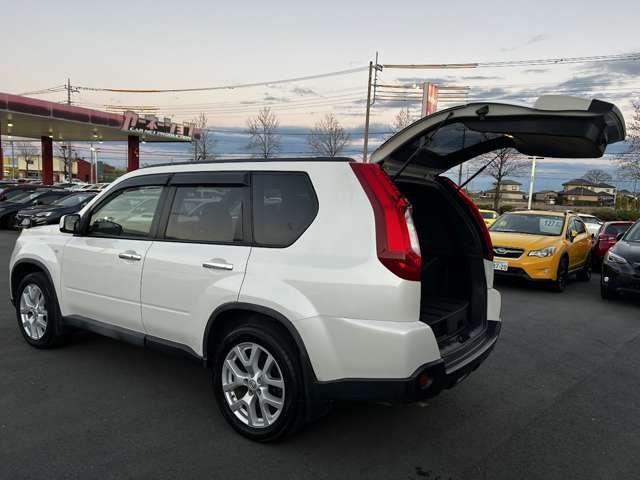 Nissan X-TRAIL 2013-12 27373-7