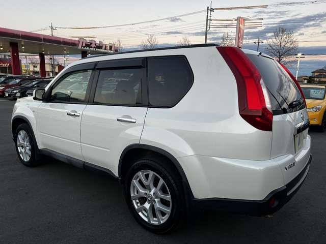 Nissan X-TRAIL 2013-12 27373-5