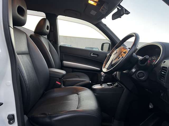 Nissan X-TRAIL 2013-12 27373-11
