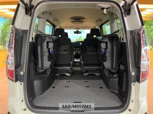 Nissan SERENA 2021-01 215134-13