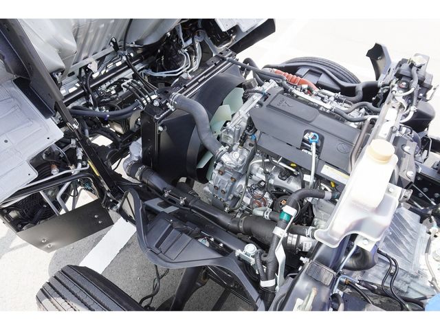Mitsubishi CANTER 2023-01 196396-15