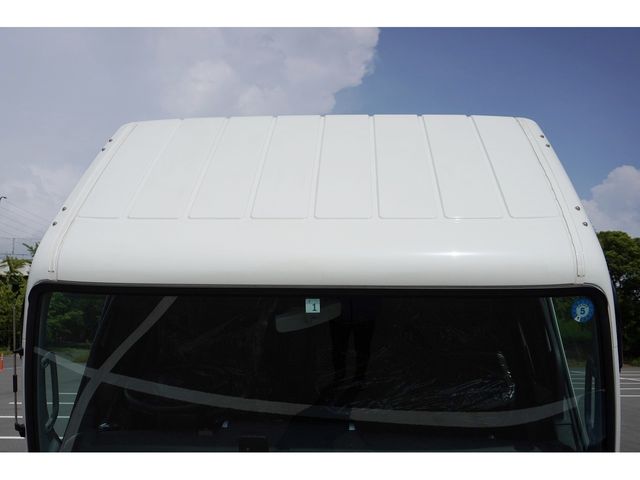 Mitsubishi CANTER 2023-01 196396-14