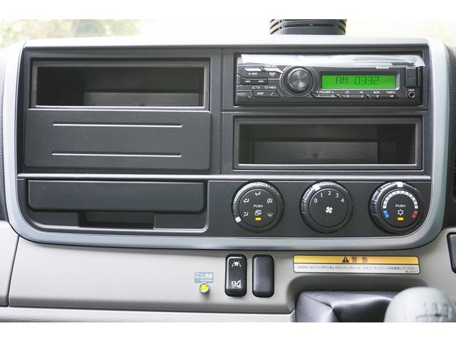 Mitsubishi CANTER 2023-01 196396-26