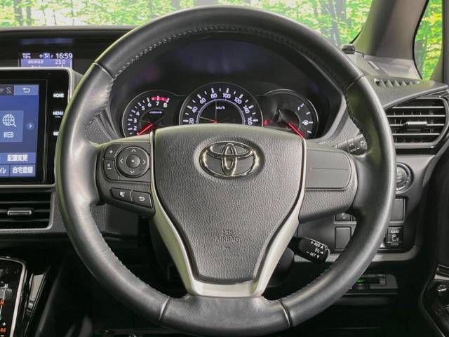 Toyota NOAH 2018-10 191439-12